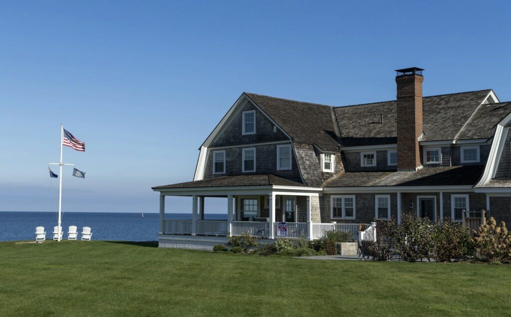 Where You Should Live in the Hamptons, According to The Zodiac